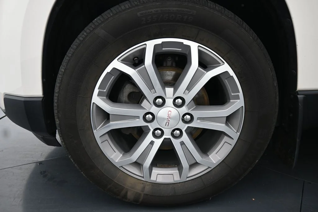 Used 2013 White GMC SLT-1 image 14