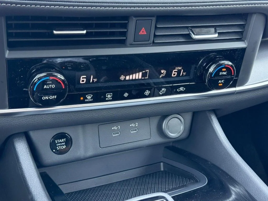 2026 Nissan Rogue SV - Photo 12