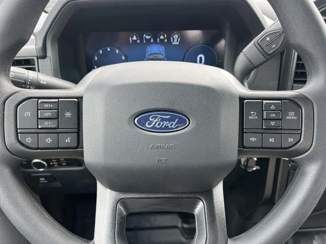 New 2025 Oxford White Ford XL image 17