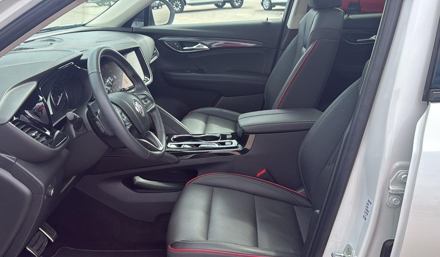 Used 2023 White Frost Tricoat Buick Essence image 10