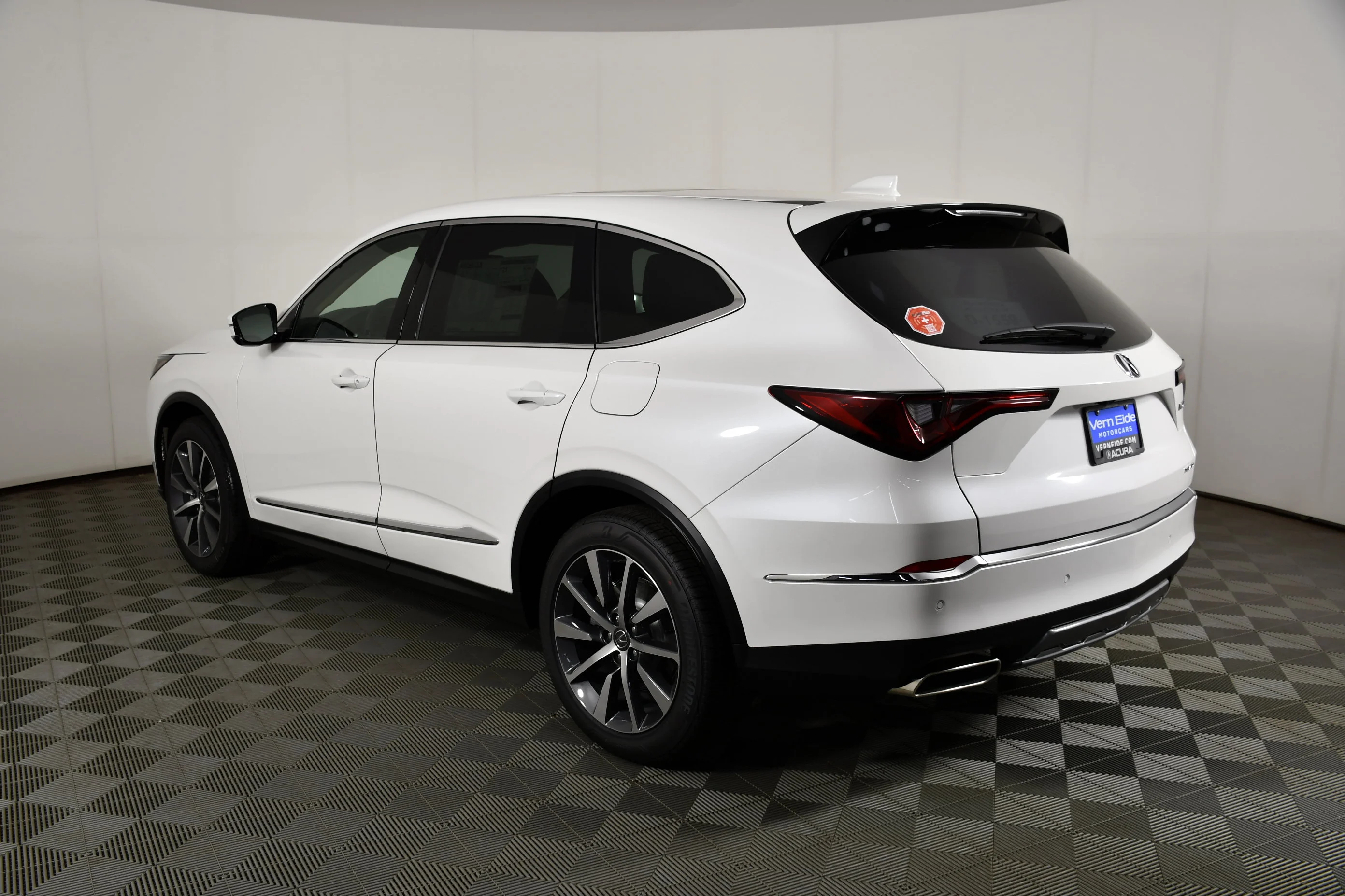 New 2026 Platinum White Pearl Acura w/Technology Package image 8