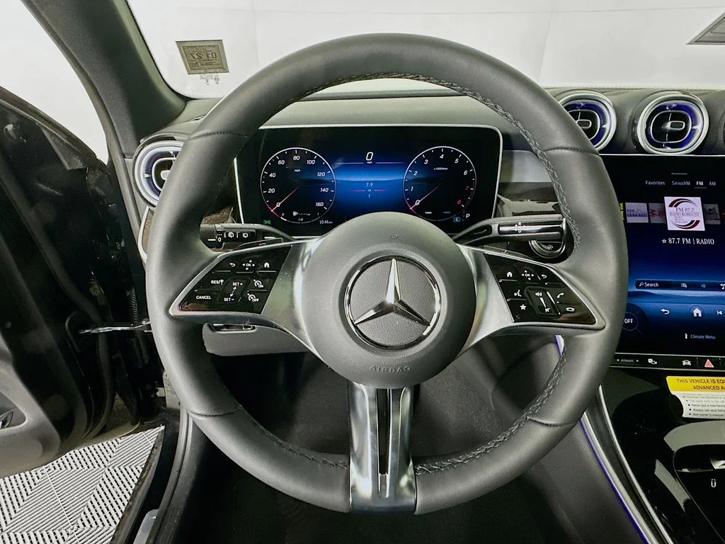 Used 2026 Black Mercedes-Benz GLC 300 image 10