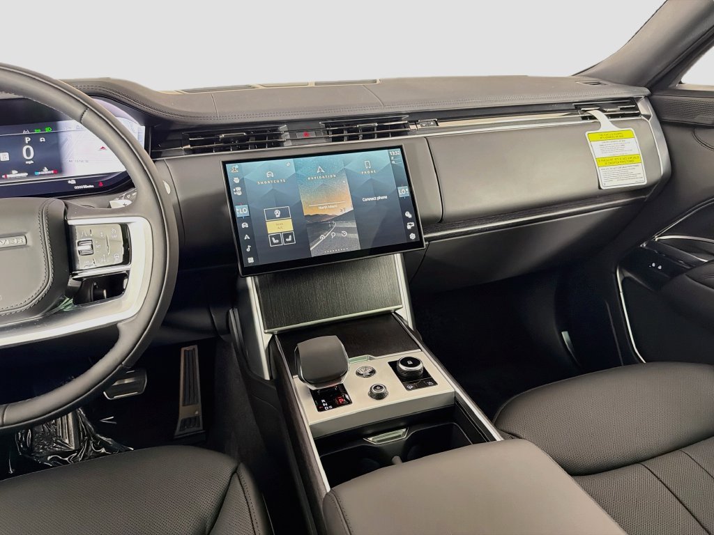 New 2027 Santorini Black Land Rover SE image 25