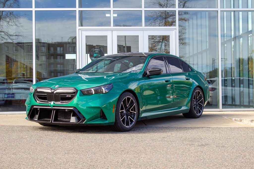 2025 BMW M5