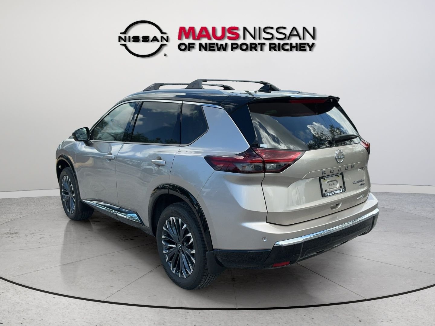 New 2026 Silver Nissan Platinum image 8
