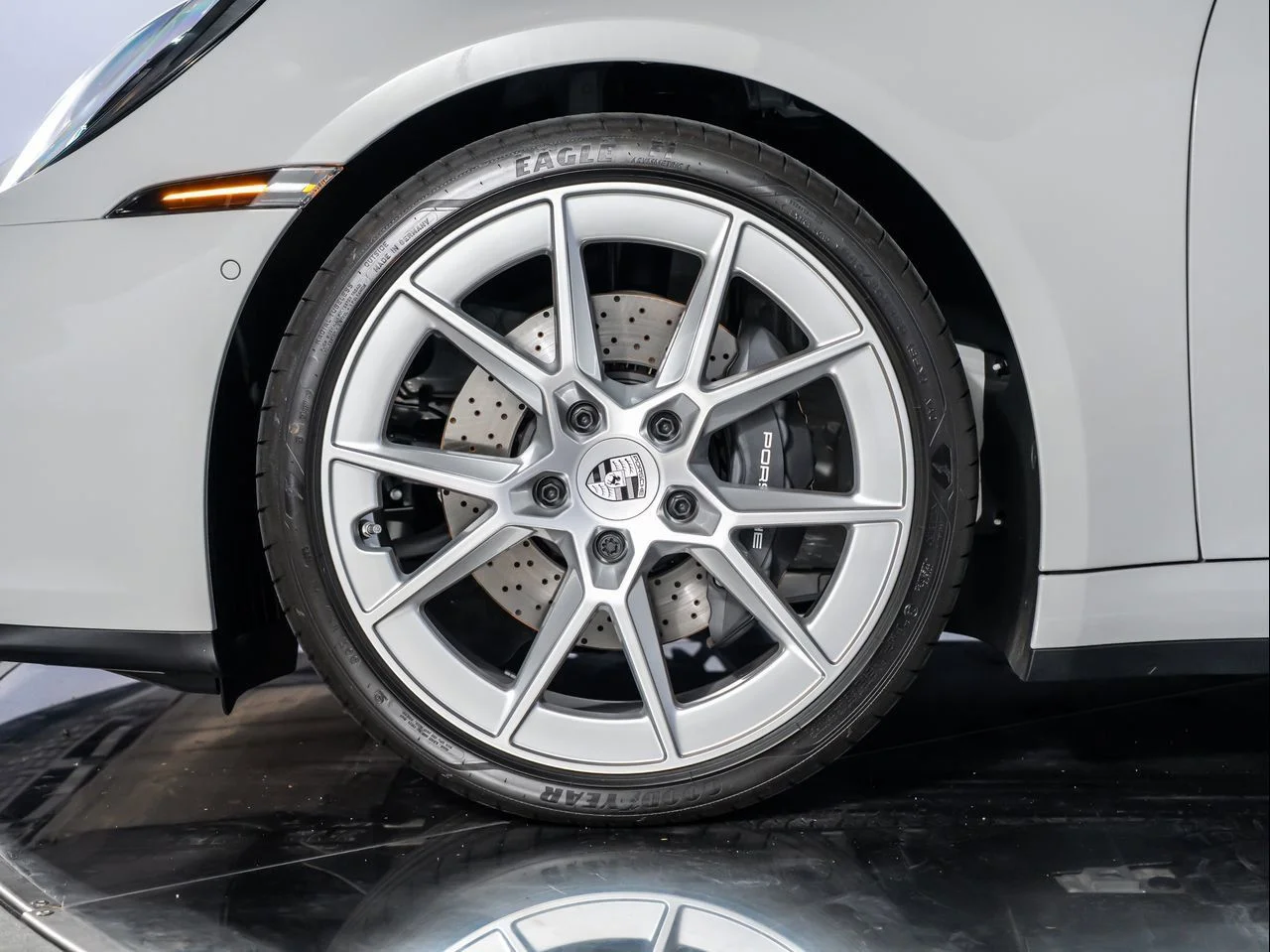 Used 2026  Porsche Carrera image 14