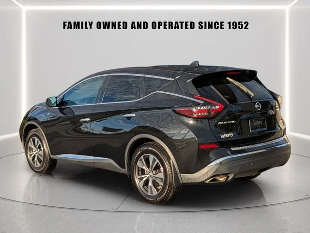 Certified Used 2021 Black Nissan S image 4