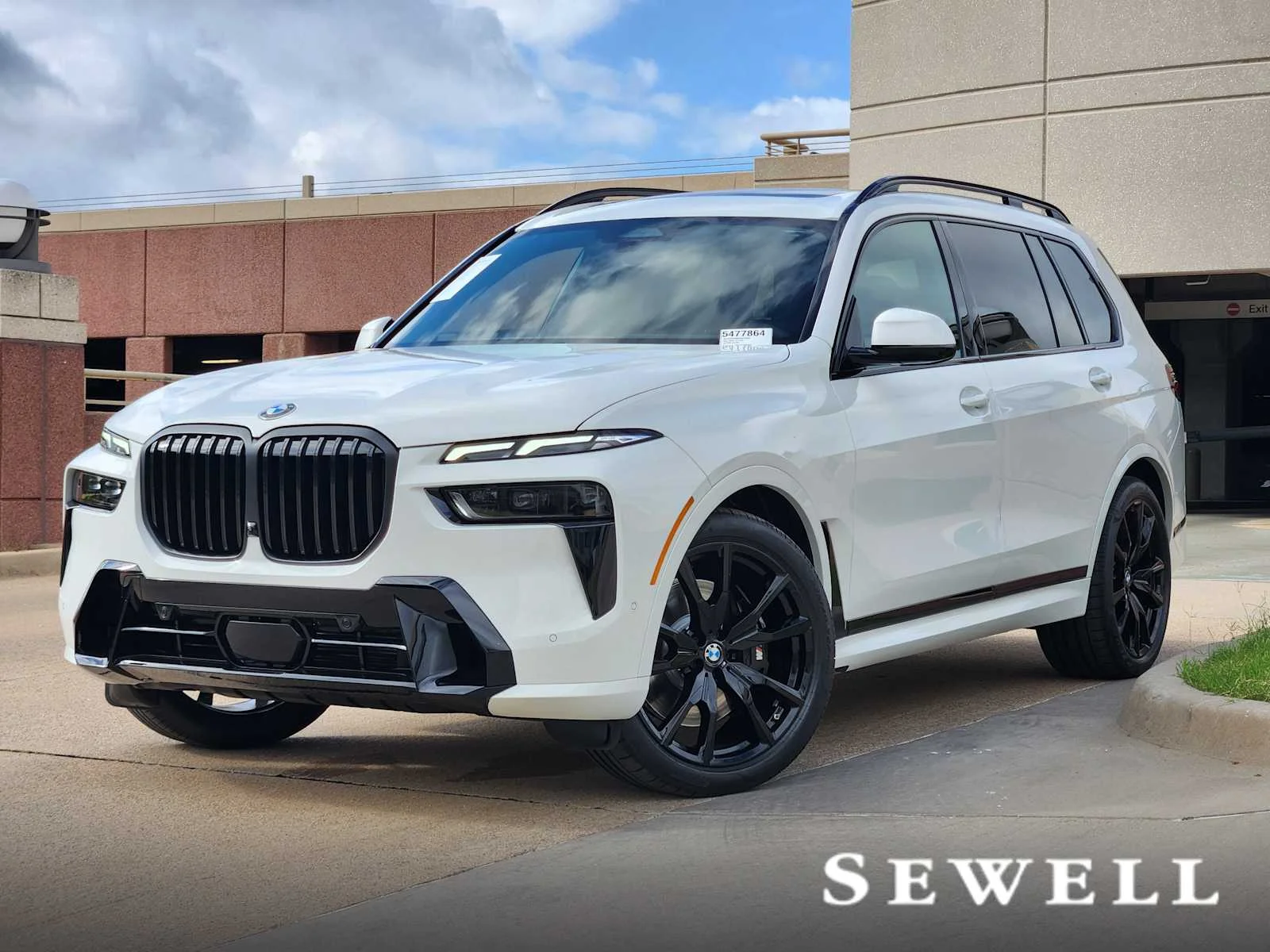 2027 BMW X7
