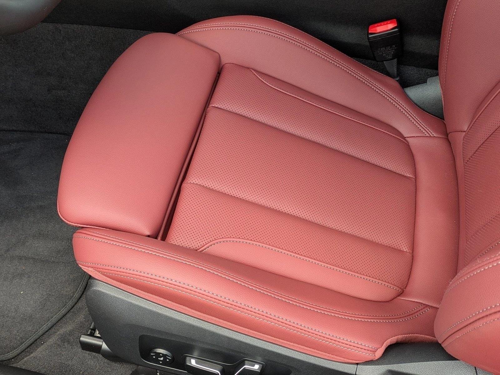 Used 2026 Black Sapphire Metallic BMW M440i image 4