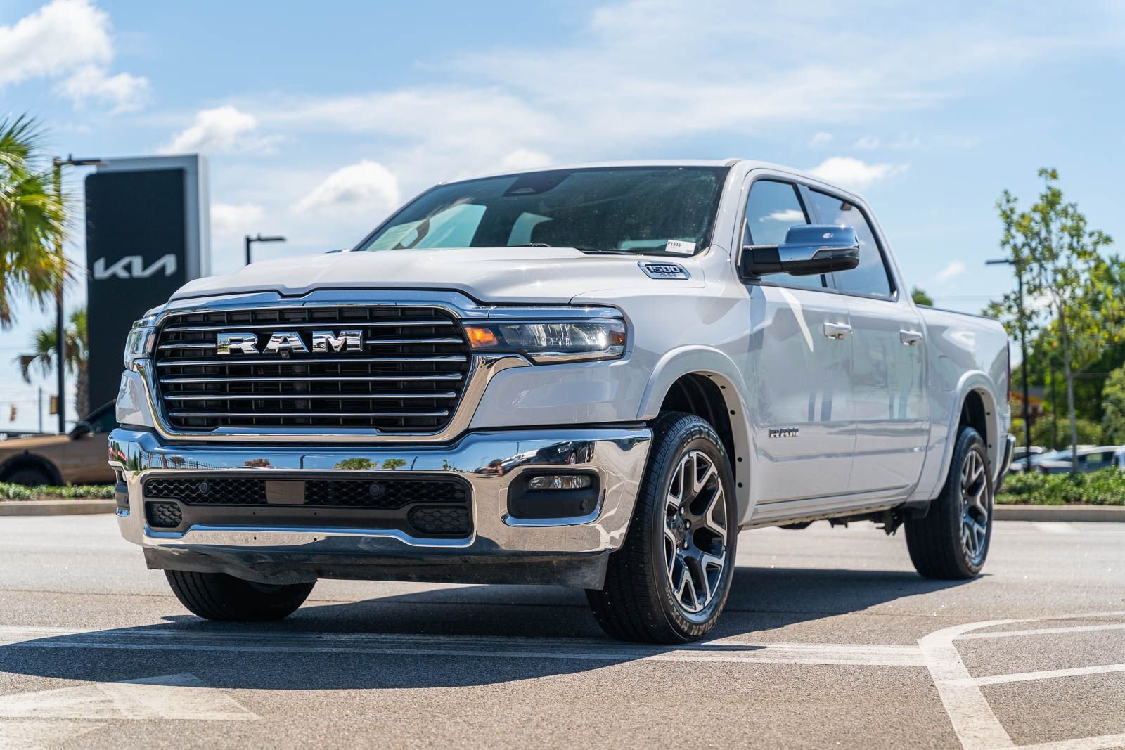 Used 2025 White Ram Laramie image 3