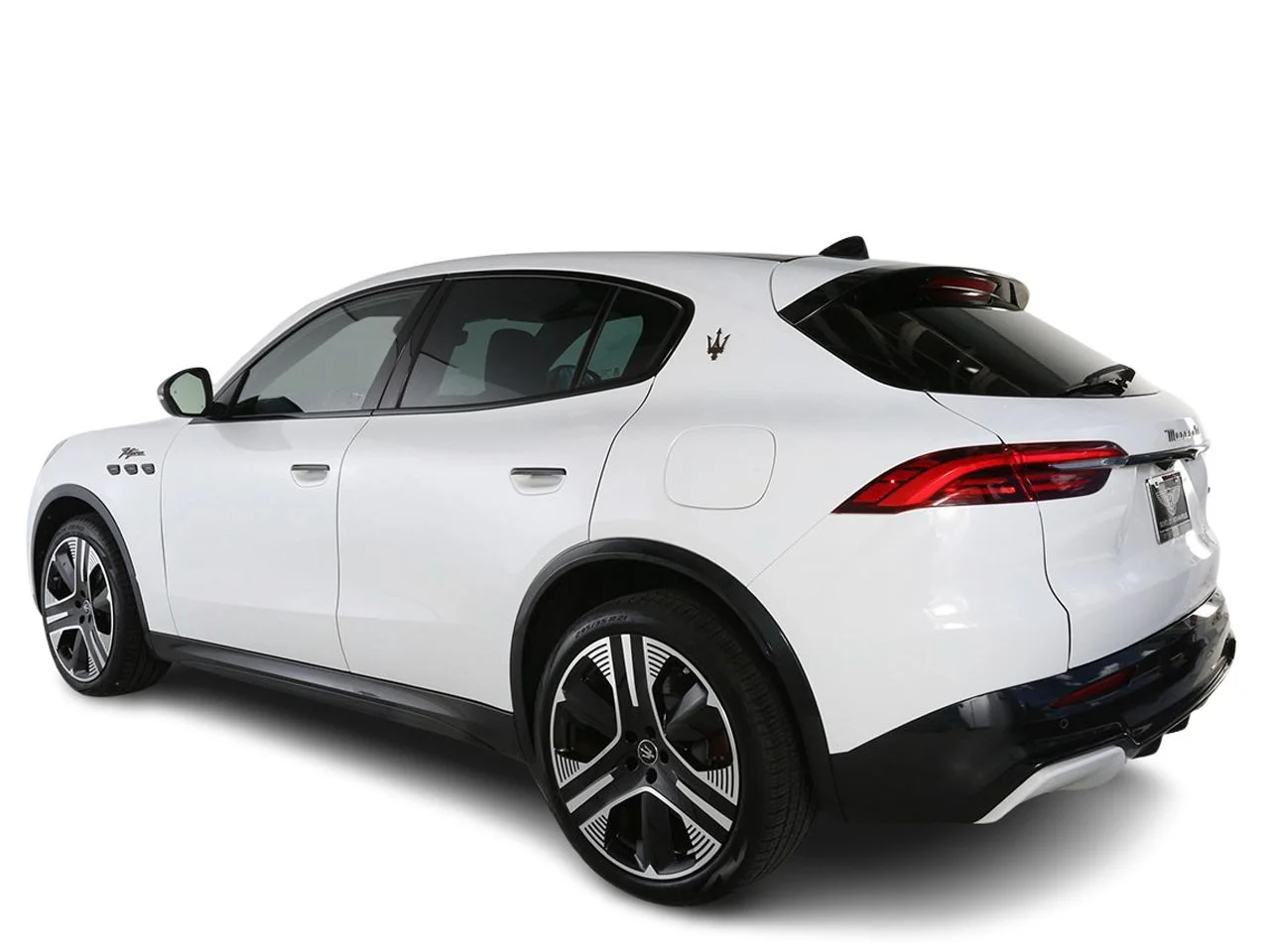 Used 2025 Black Maserati Folgore image 7