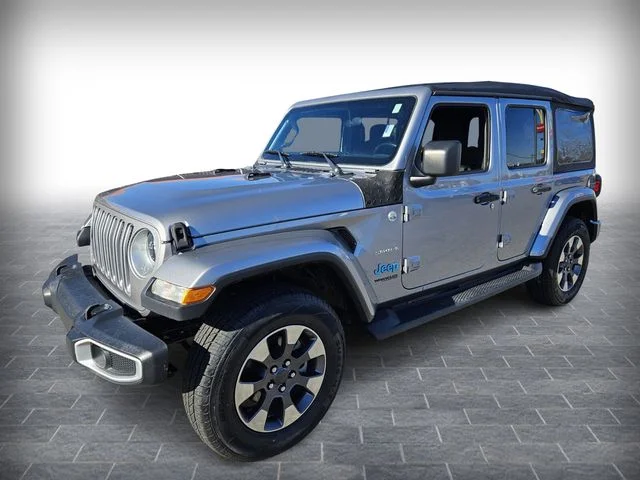 Used 2020 Silver Jeep Unlimited Sahara image 3