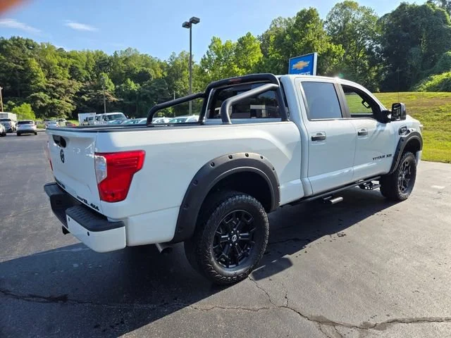 Used 2018 White Nissan SL image 8