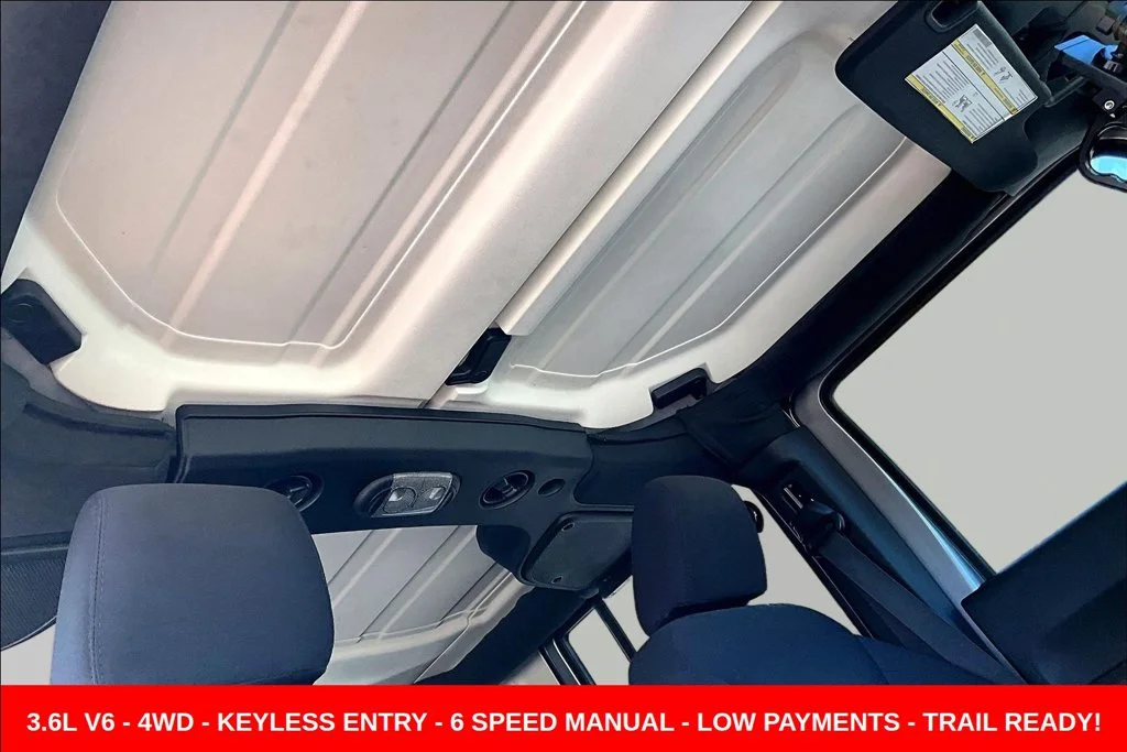 Used 2017 Silver Jeep Unlimited Sport image 30