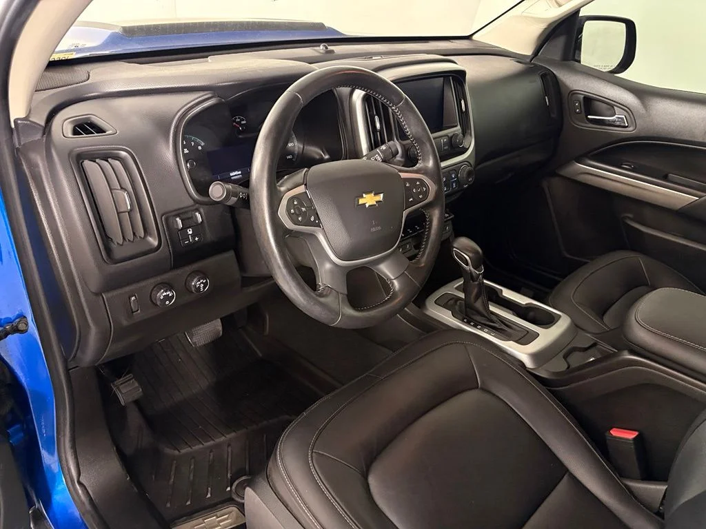 Used 2022 Blue Chevrolet ZR2 image 16