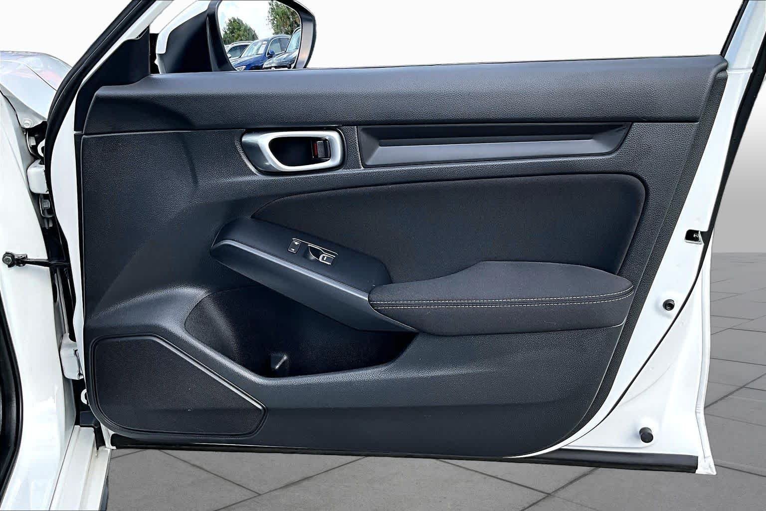 2023 Honda Civic Hatchback LX - Photo 22