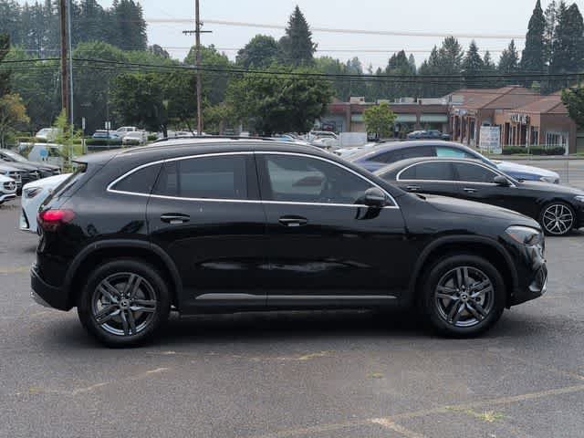 New 2026 Night Black Mercedes-Benz GLA 250 image 9