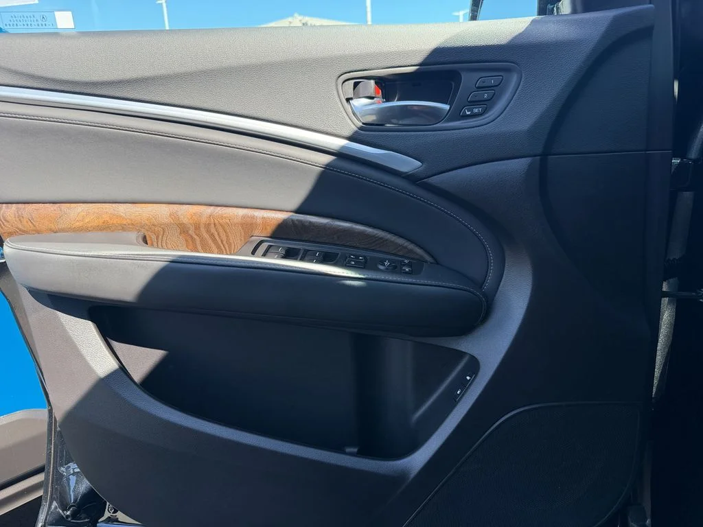 Used 2019 Majestic Black Pearl Acura 3.5L Advance Pkg w/Entertainment Pkg image 13