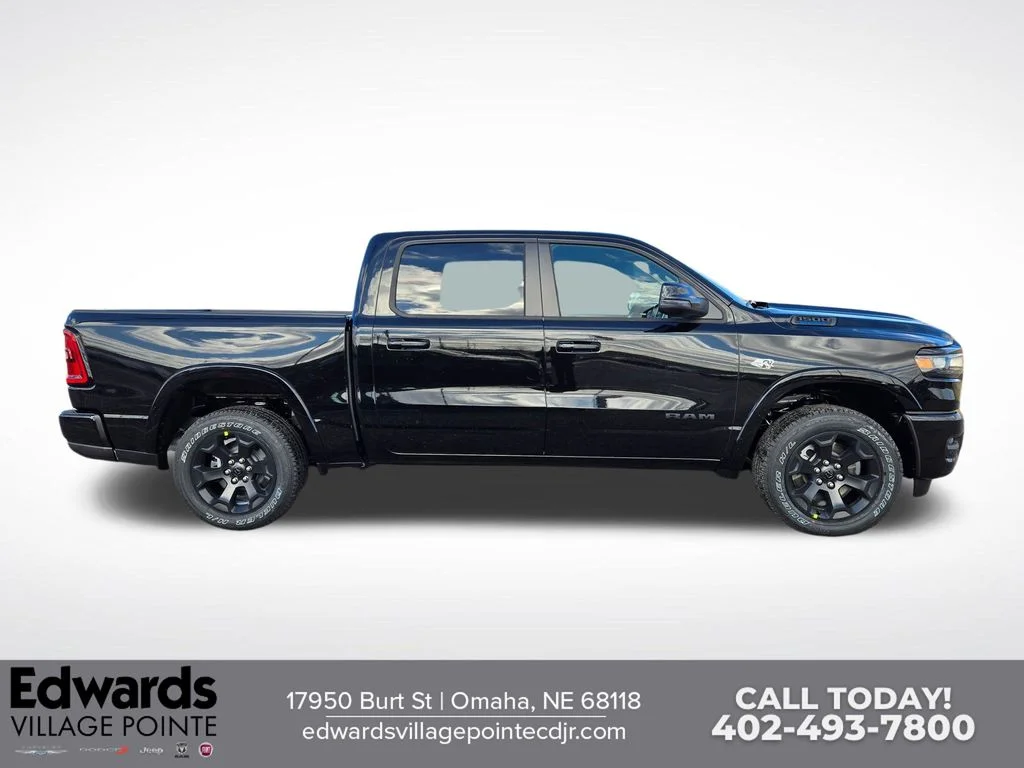 New 2026 Diamond Black Crystal Pearl-Coat Exterior Paint RAM Big Horn/Lone Star image 2