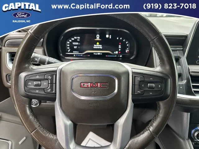 Used 2022 White GMC SLT image 24