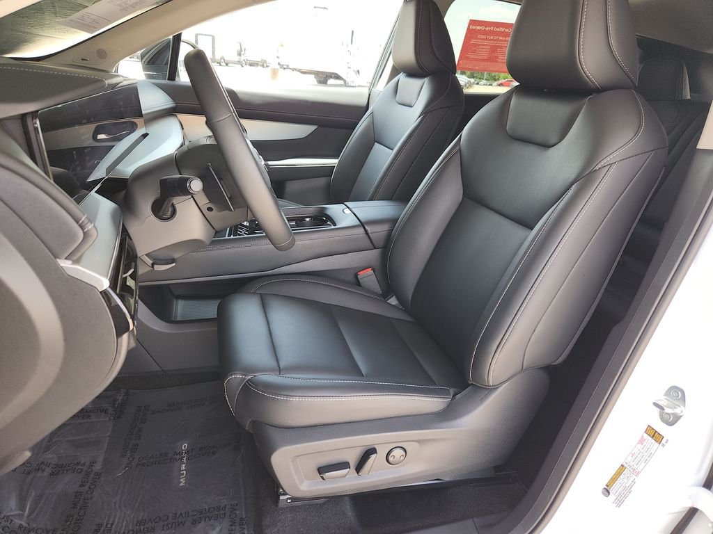 Certified Used 2025 White Nissan SL image 13