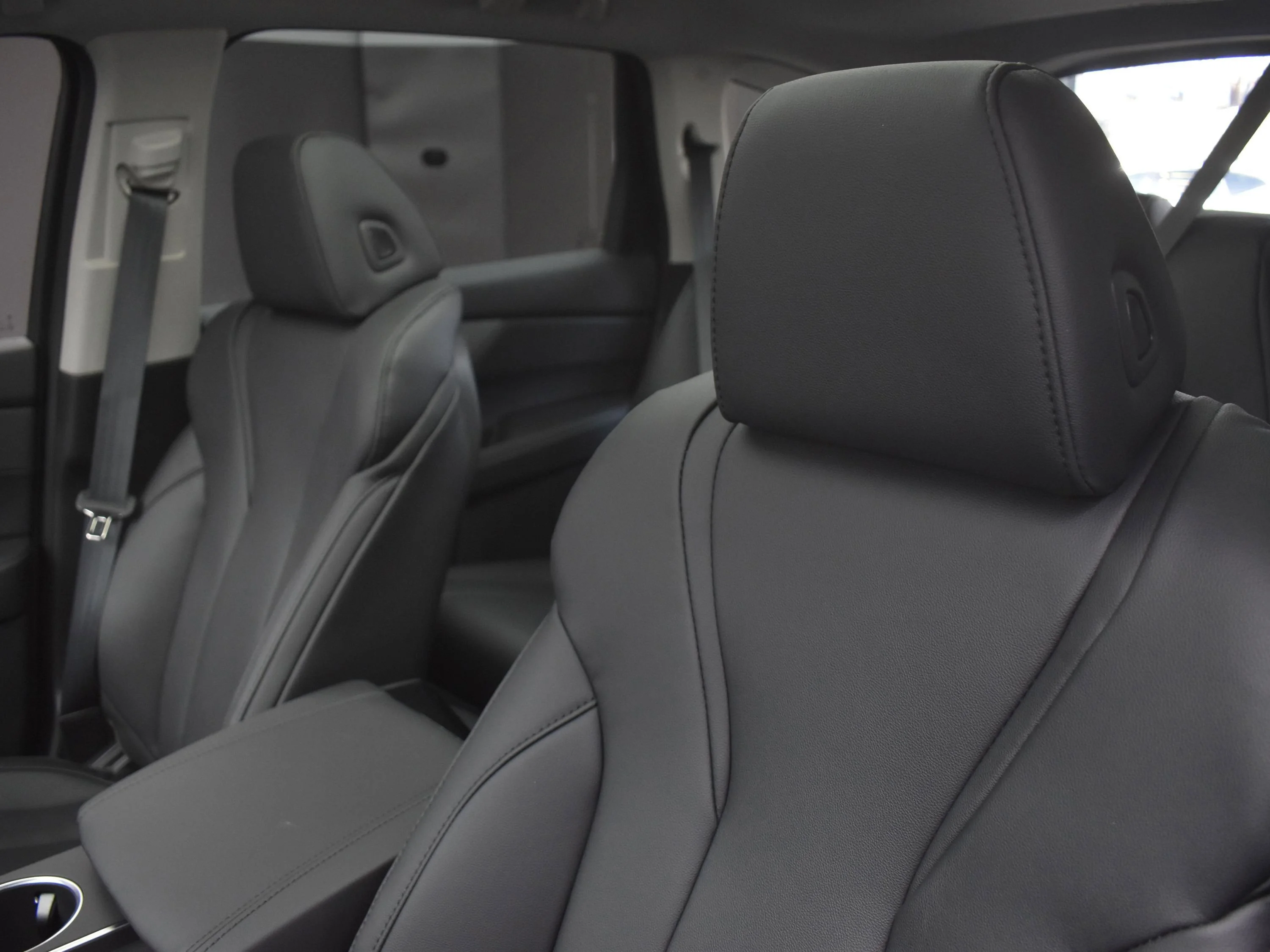 New 2026 Solar Silver Metallic Acura 4MDX image 20