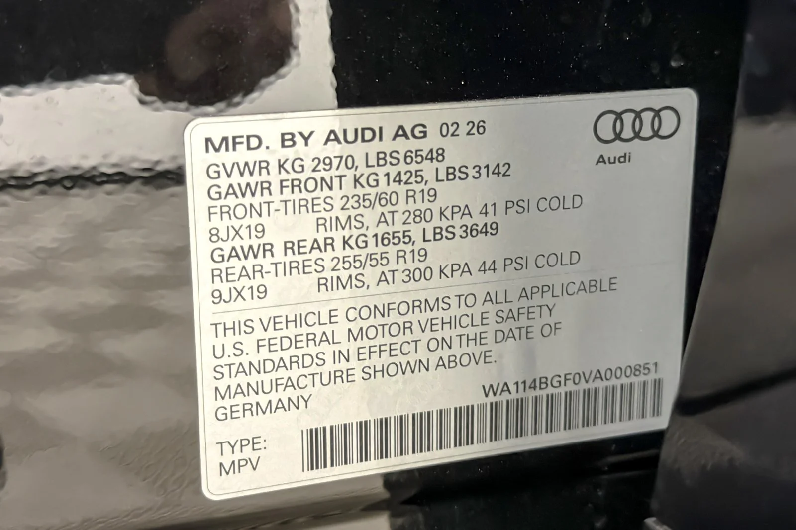 New 2027 Mythos Black Metallic Audi Premium quattro image 27