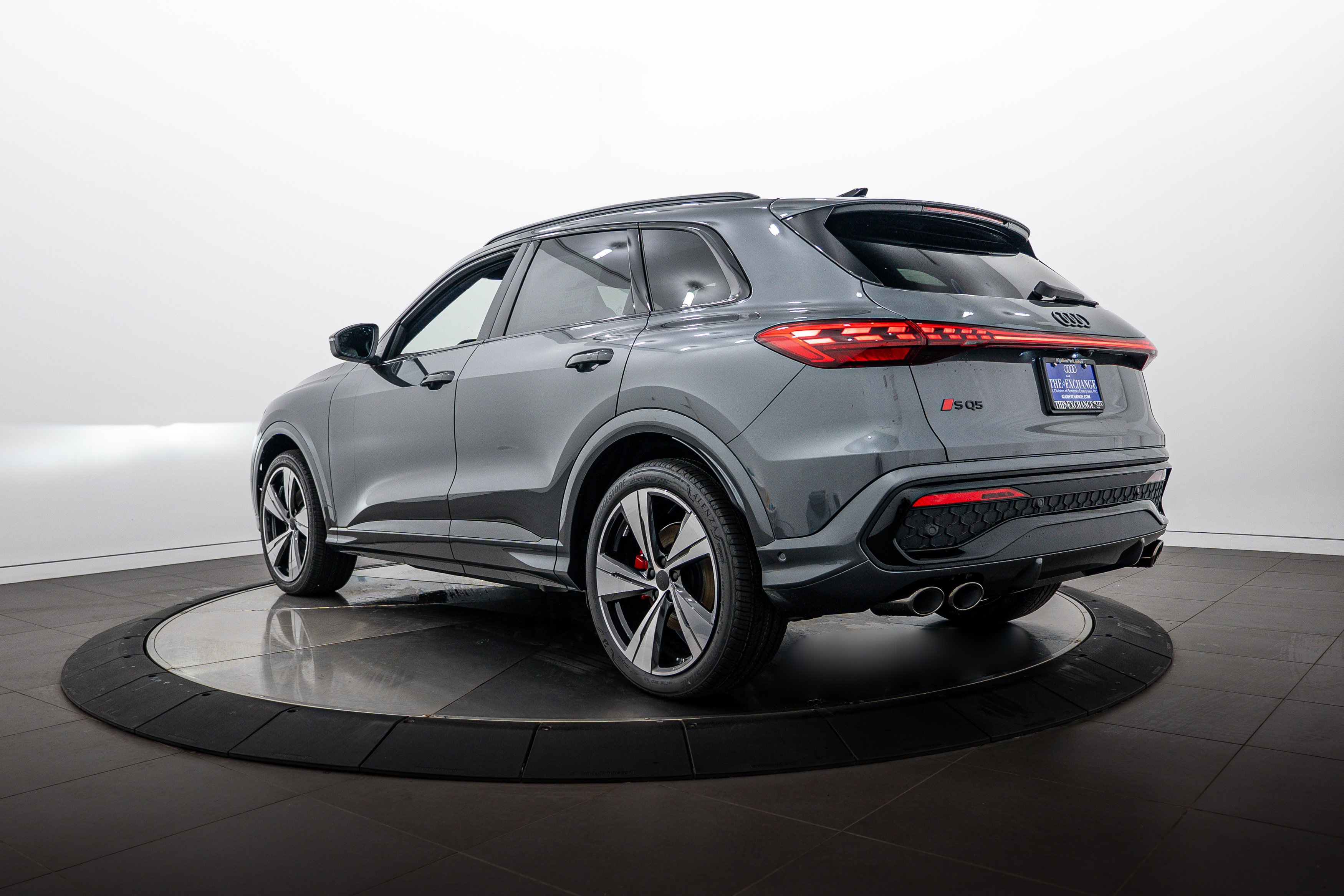 New 2026 Daytona Gray Audi Premium Plus image 4