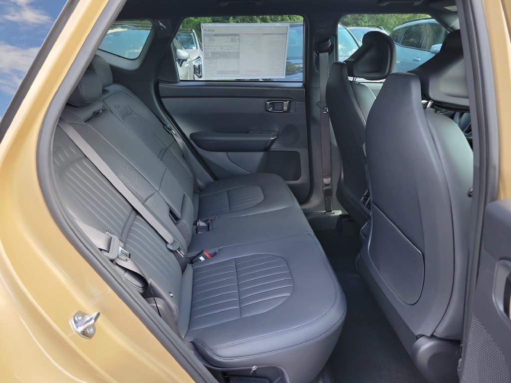 New 2027 Terrain Brown Kia X-Line S image 12