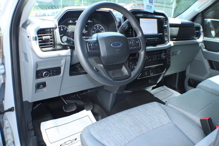 Used 2023  Ford XLT image 7