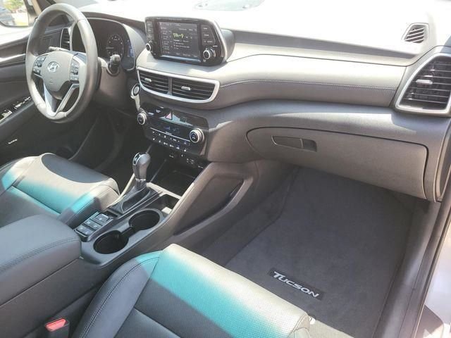 Used 2021 Silver Hyundai Limited image 8