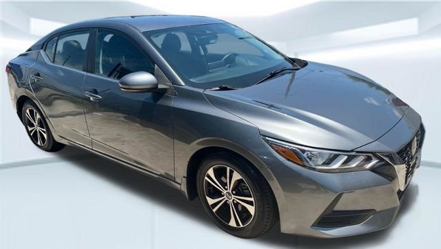 Used 2020 Gray Nissan SV image 8