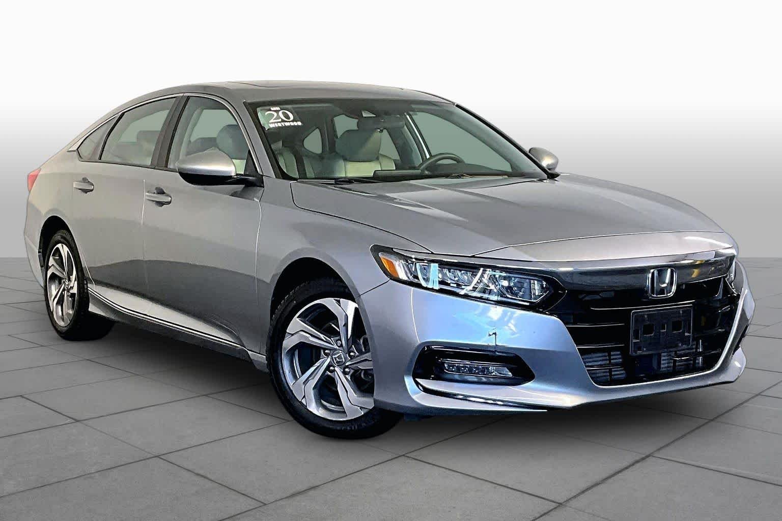 Used 2020 Lunar Silver Metallic Honda EX image 3