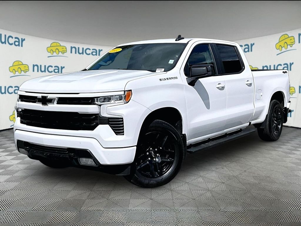 Used 2022 White Chevrolet RST image 3