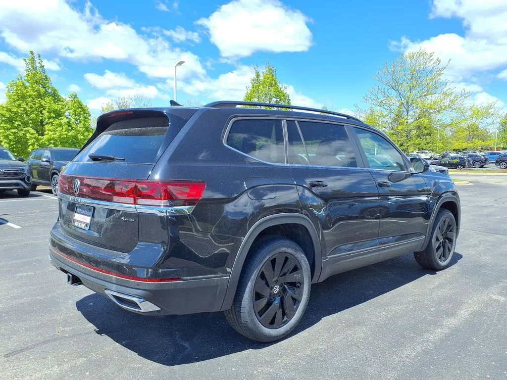 New 2026 Deep Black Pearl Volkswagen SE w/Technology image 2