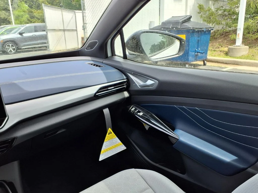 New 2026 Opal White with Black Roof Volkswagen Pro S Plus image 19