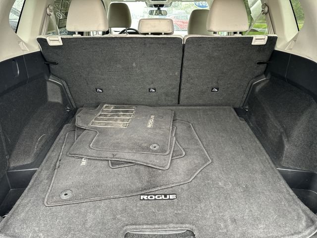 2025 Nissan Rogue SV - Photo 23