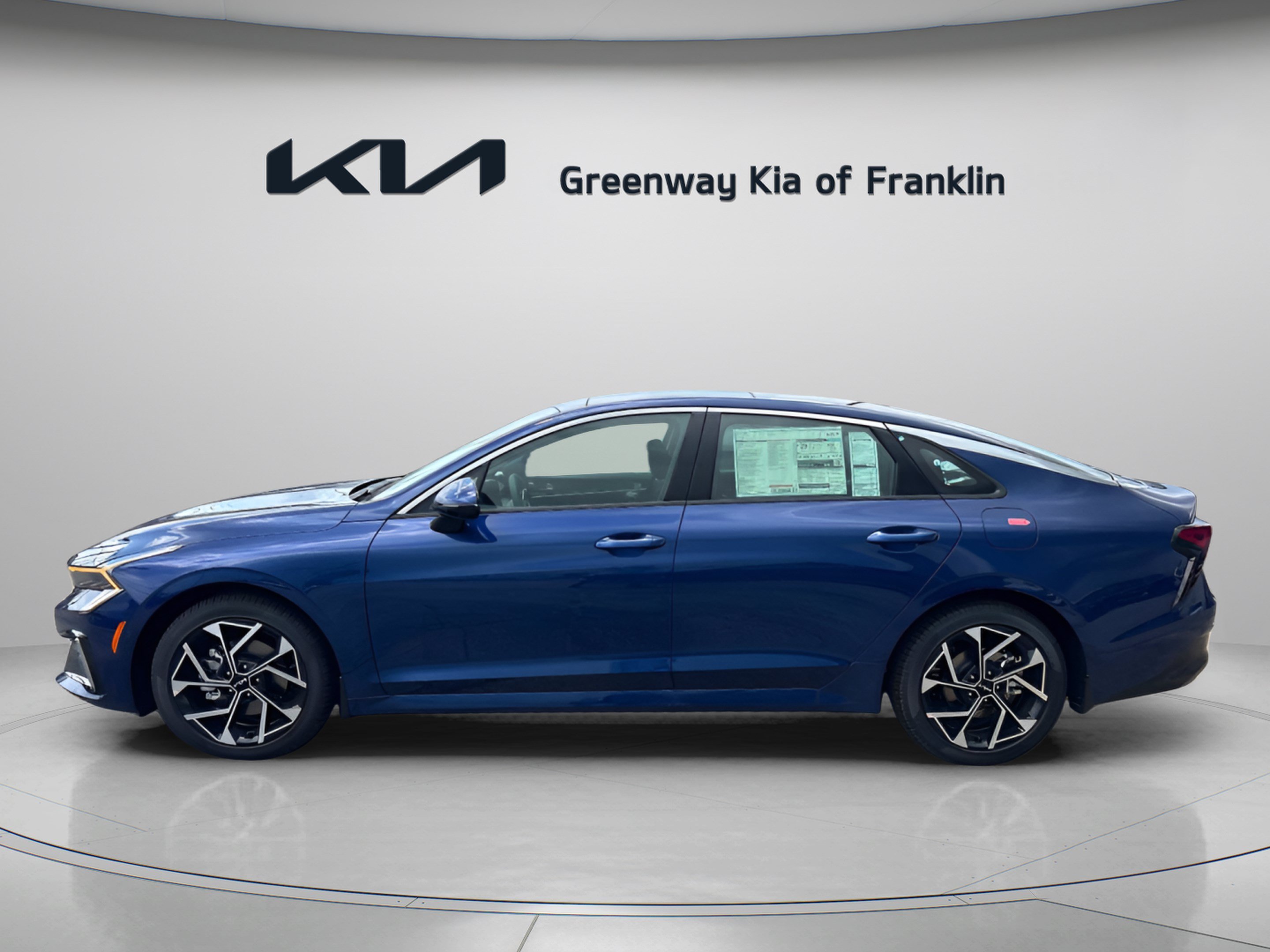 2025 Kia K5 EX - Photo 4