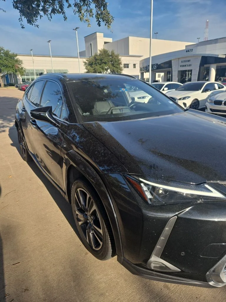 Used 2023 Black Lexus 250h Premium image 1