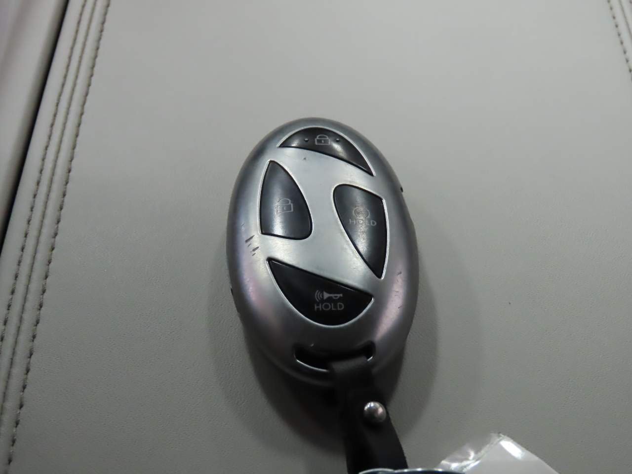 Certified Used 2025 Shimmering Silver Metallic Hyundai SEL image 19