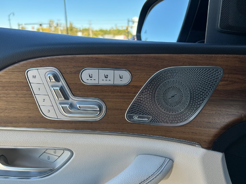 Certified Used 2022 Green Mercedes-Benz GLS 450 image 11