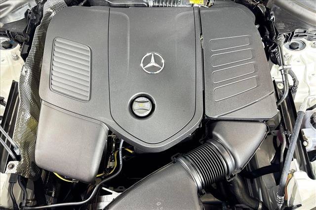 New 2026 Polar White Mercedes-Benz GLC 300 image 58