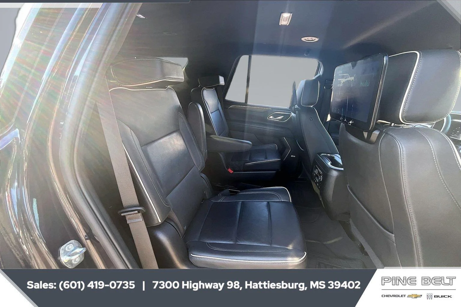 Used 2024 gray Chevrolet Premier image 20