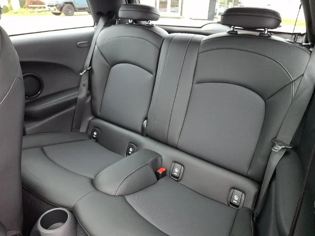 Used 2020 Blue MINI Signature image 10