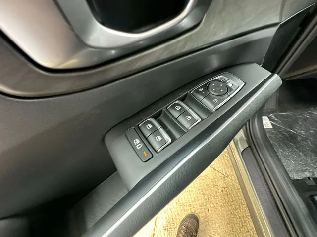 New 2026 Jungle Green Kia X-Line EX AWD image 16