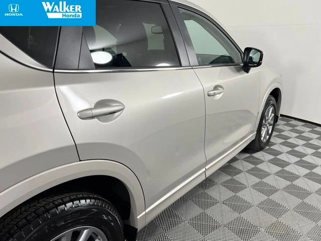 Used 2025 Quartz Metallic Mazda 2.5 S Preferred Package image 11