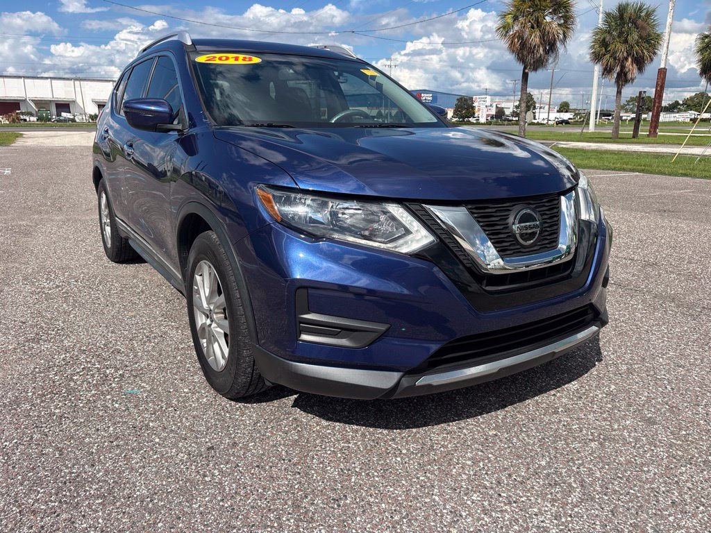 2018 Nissan Rogue SV FWD photo