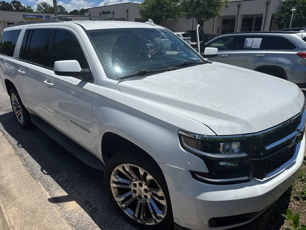 2018 Chevrolet Suburban 2WD 1500 LT's photo