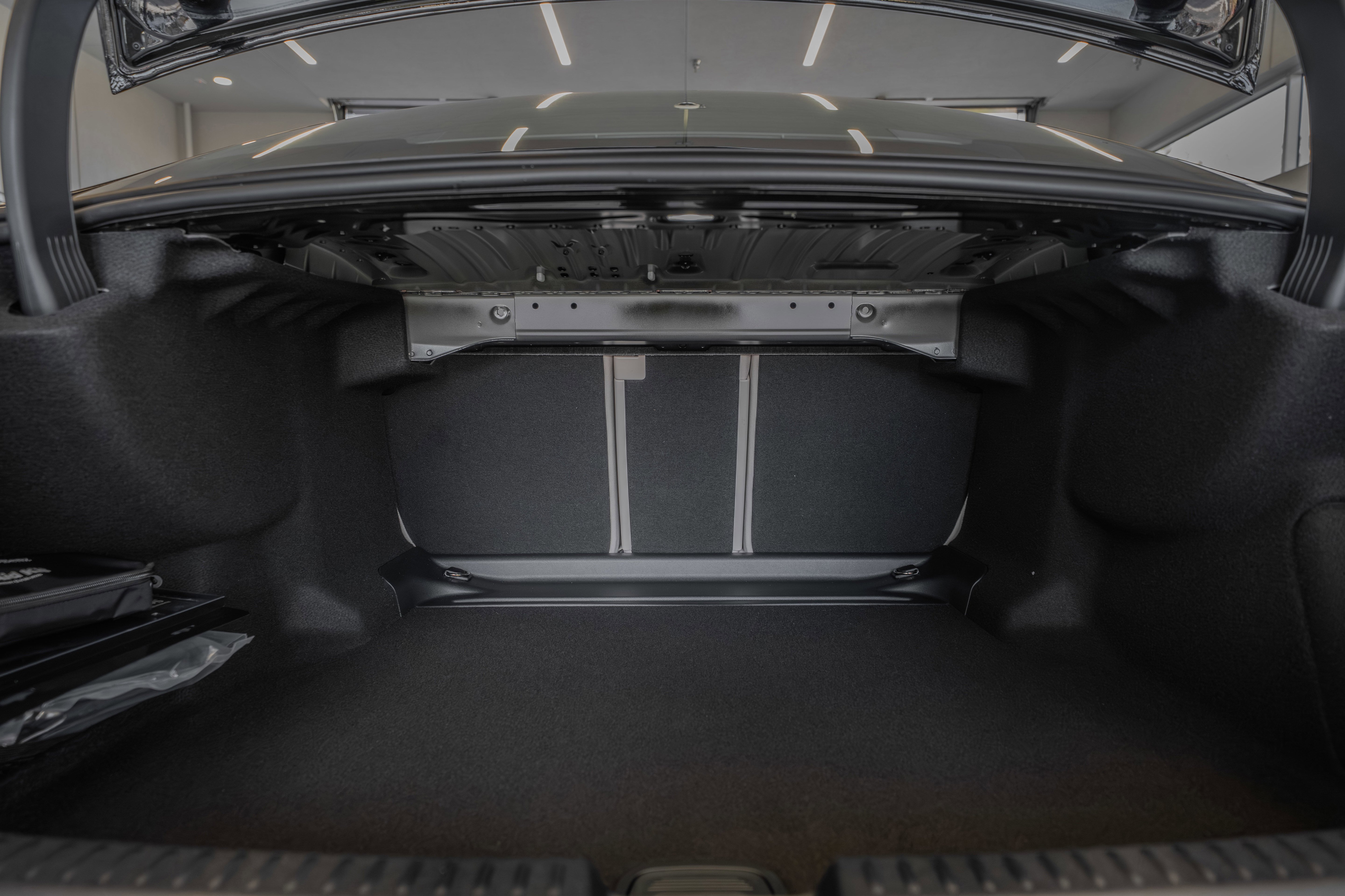New 2026 Black Mercedes-Benz E 450 image 70