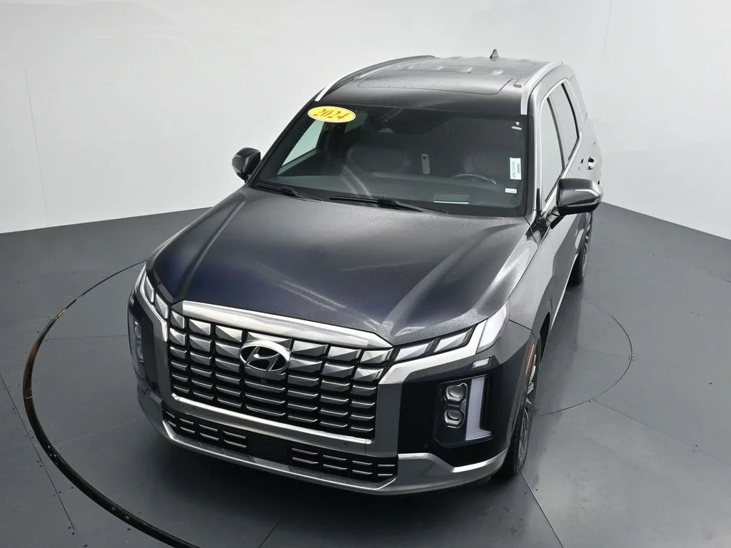 Used 2024 White Hyundai Calligraphy image 20